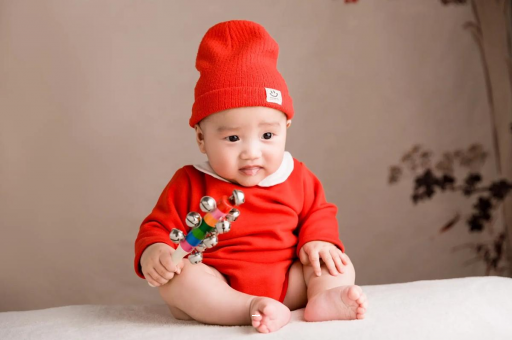 龙海宝宝睡觉头发出汗